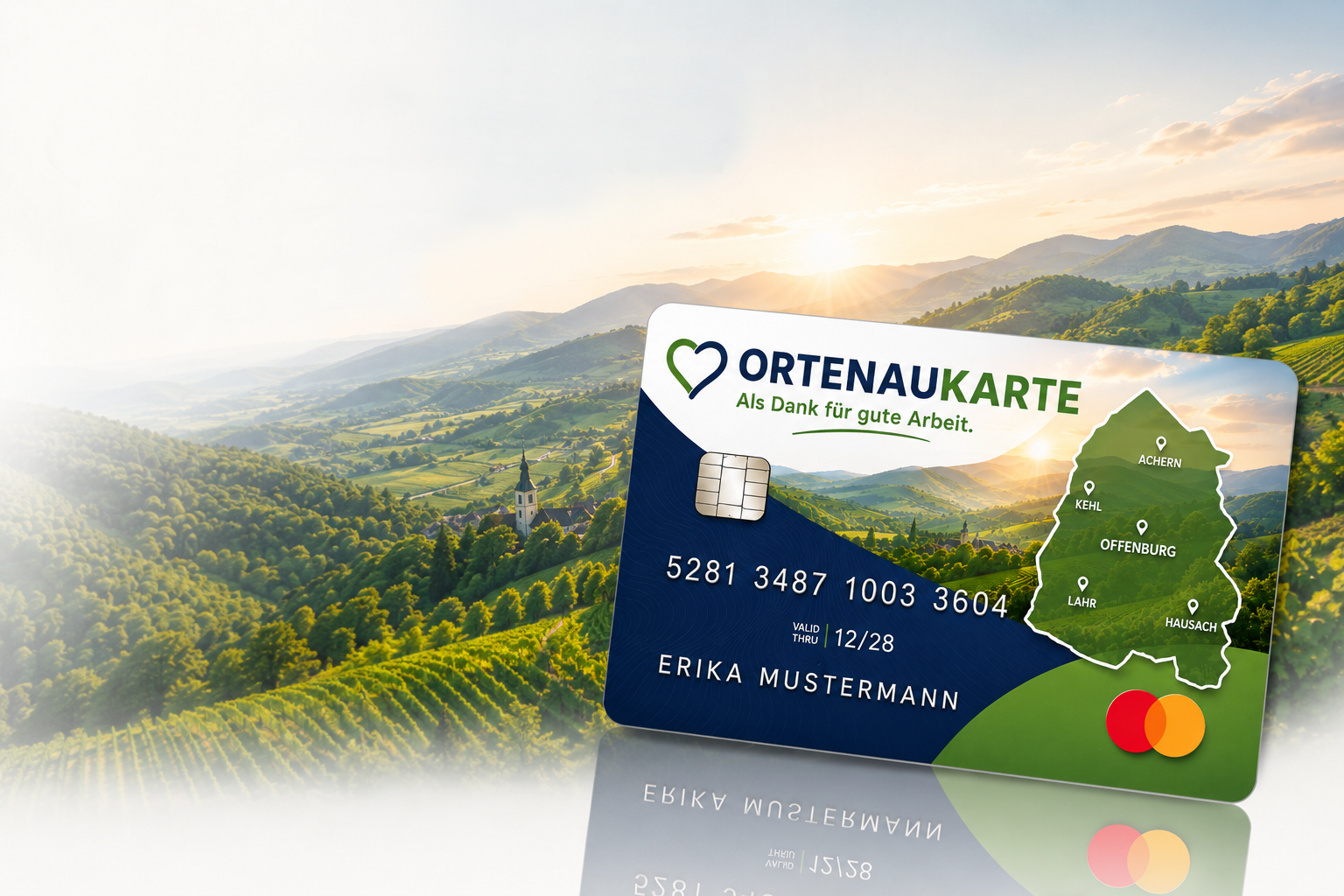 Ortenau Landschaft mit Ortenaukarte im Vordergrund